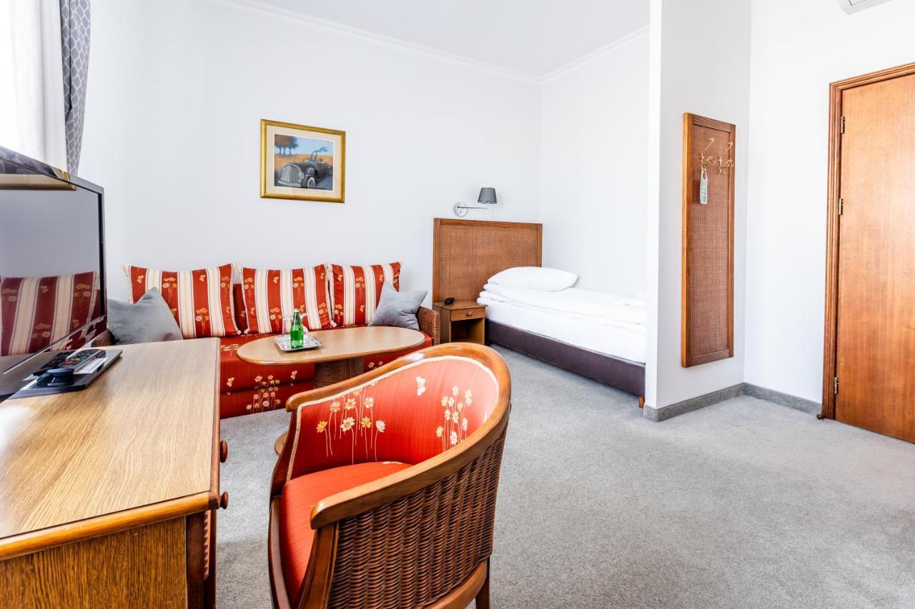 Hotel Pod Zlota Roza Kielce Ngoại thất bức ảnh