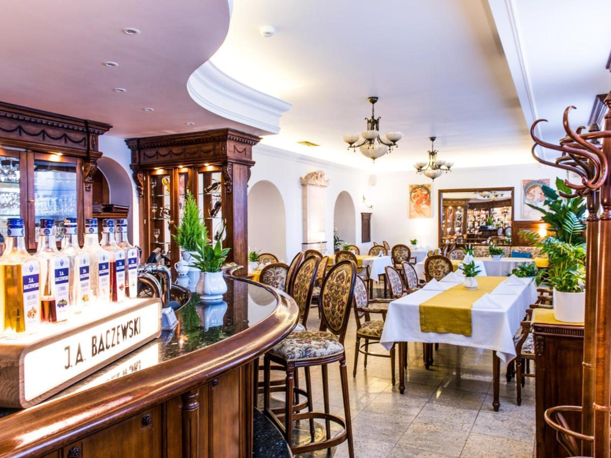 Hotel Pod Zlota Roza Kielce Ngoại thất bức ảnh